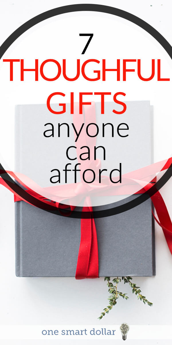 Are you looking for the perfect Christmas gift? Here are 7 thoughtful gifts for every budget. #Shopping #Frugal #Christmas #FrugalLiving #Gifts